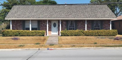 4001 Luella Avenue, Deer Park