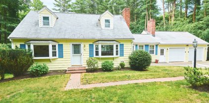 90 Tadmuck Rd, Westford