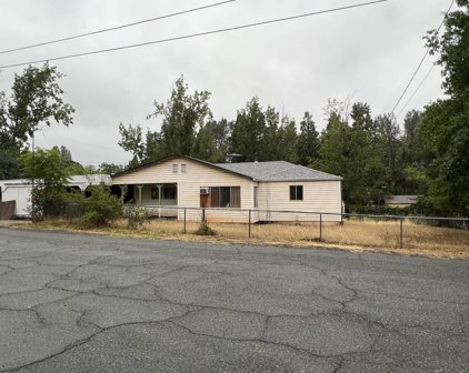 4112 Willamette Street, Shasta Lake