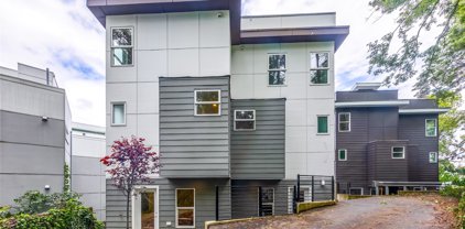 1015 Sturgus Avenue S Unit #A, Seattle