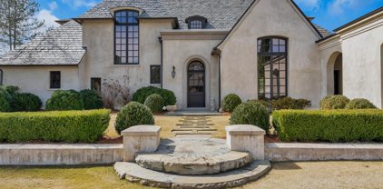 988 Crescent River Pass, Suwanee