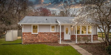 716 Magothy Rd, Arnold