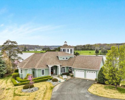 105 Cape Pointe Drive, Moneta
