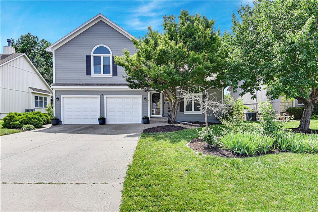4524 NE SKYVIEW Drive, Lee's Summit, 64064