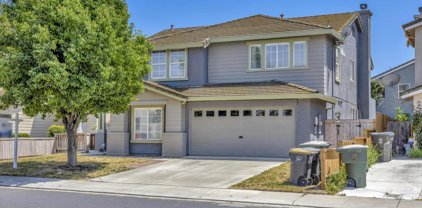 920 Onyx Avenue, Lathrop