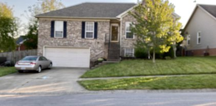 551 Hawthorne Ave, Shelbyville
