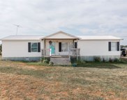 122 E Woodcraft, Bennington image