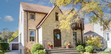 2431 North 85th Street, Wauwatosa