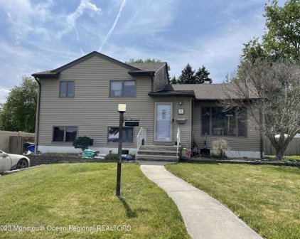 5 Forsgate Drive, Freehold
