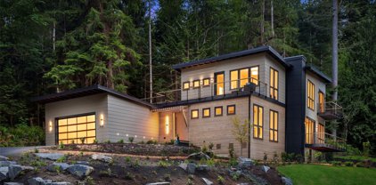 7749 NE Beverly Lane, Bainbridge Island