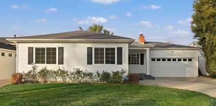 12527  Emelita St, Valley Village