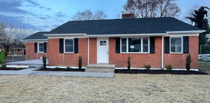 8453 Renalds Ave, Marshall