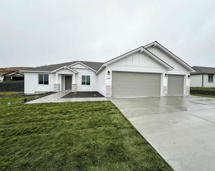 6102 W 30th Pl, Kennewick
