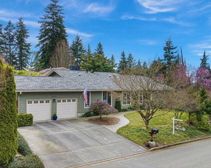 4205 NE 203rd St., Lake Forest Park