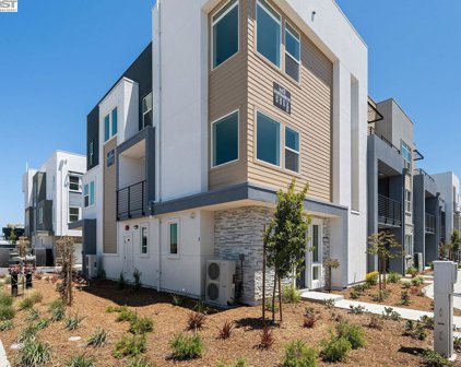 527 Martin Mariner Avenue, Alameda