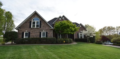 2865 Carriage Way, Clarksville