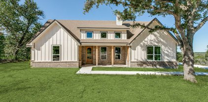 355 Log Cabin Way, Poteet