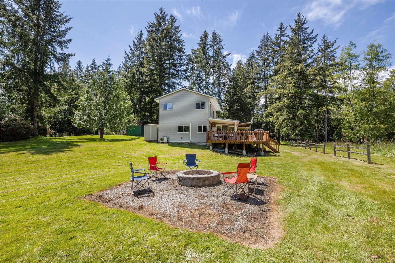 615 W Yew Boulevard NW, Lakebay MLS 1941229 Skyline Properties