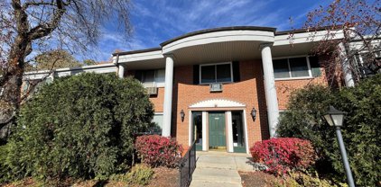 702 E Algonquin Road Unit #K209, Arlington Heights