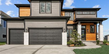 17661 Haskins Street, Overland Park