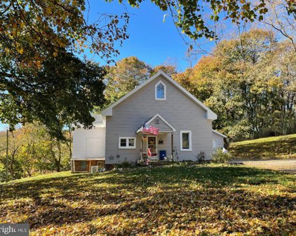 37 E Main St, New Freedom