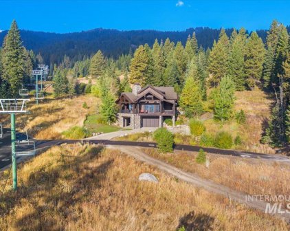 516 Whitewater Dr, Donnelly