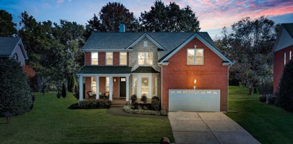 294 Wisteria Dr, Franklin