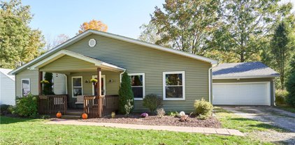 8943 Elm Street, Kirtland