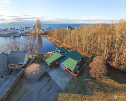 4118 Stuart Circle, Ferndale