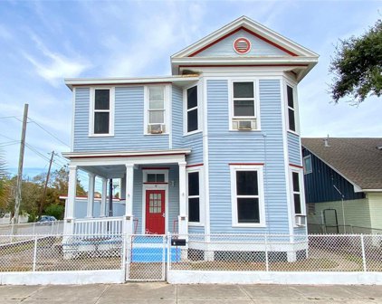 2328 Avenue N 1/2, Galveston