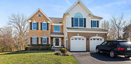 5696 Olympia Fields Pl, Haymarket