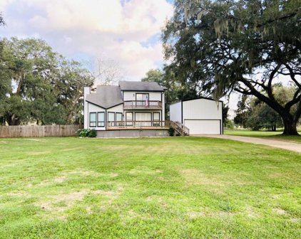 152 Horse Shoe Trail, Angleton