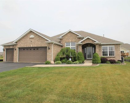 2150 RIDGE, Machesney Park
