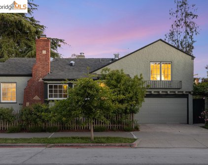 2500 Sacramento St, Berkeley