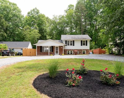 352 Lake Caroline Drive, Ruther Glen