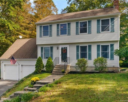 8 School Road, East Haddam