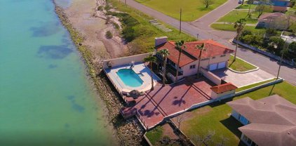 602 N Shore Dr., Port Isabel