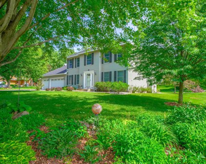2475 Queensport Road, Woodbury