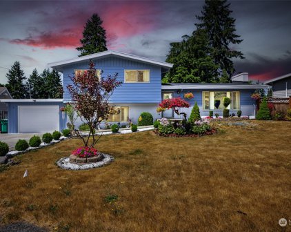 31211 1st Place SW, Federal Way