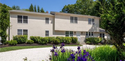 35 Tupelo Trail, Narragansett