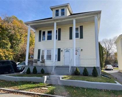 211 Hemond Avenue, Woonsocket