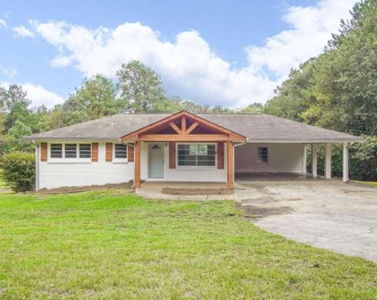 609 Stagecoach Road, Stockbridge