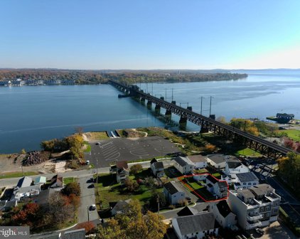 607 Pearl St, Havre De Grace