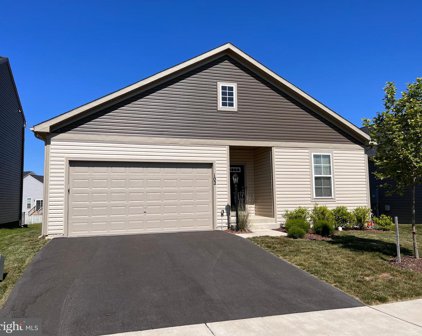 102 Jewel Box Dr, Stephenson