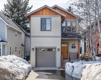 237 Prospect, Leavenworth