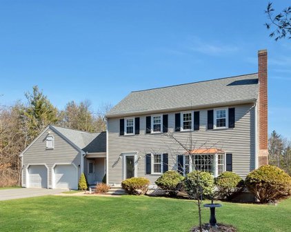 11 Old Tadmuck Rd, Westford