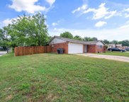 1501 Cloverdale  Drive, Fort Worth image