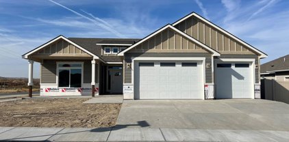 3748 S Wilson Pl Unit 135, Kennewick