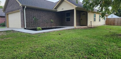 500 Davis Street, Wharton