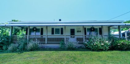 234 Phelps Road, Madison Heights